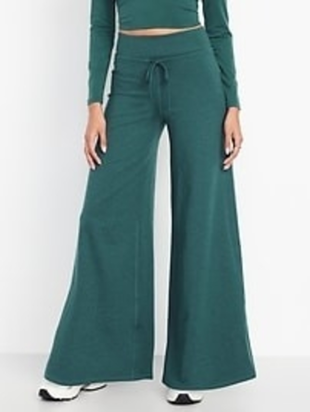 Old Navy Extra High-Waisted CloudComfy Wide-Leg Pants